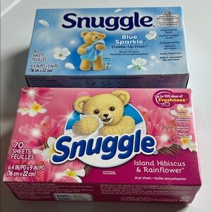 Snuggle Dryer Sheets Blue and Pink Pack